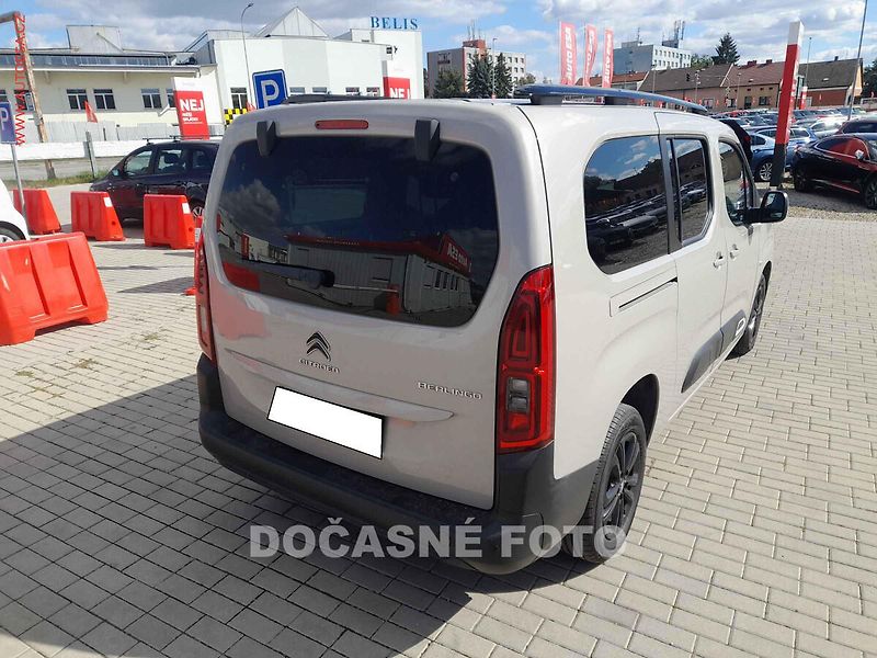 Citroën Berlingo (2020) 1.5HDi MAXi 7míst, 2.maj,ČR - fotka 2 z 3