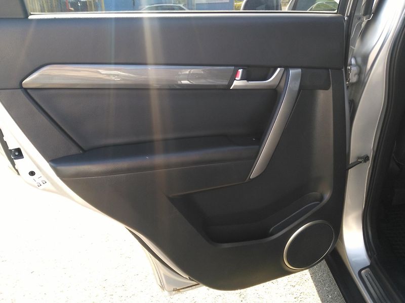 Chevrolet Captiva 2,0 CDTi /110 kW/ 4x4 - fotka 11 z 39