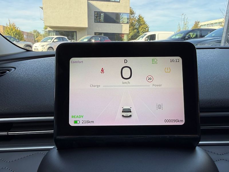 Dongfeng Ostatní E3 360° kamera 42kWh - fotka 15 z 37