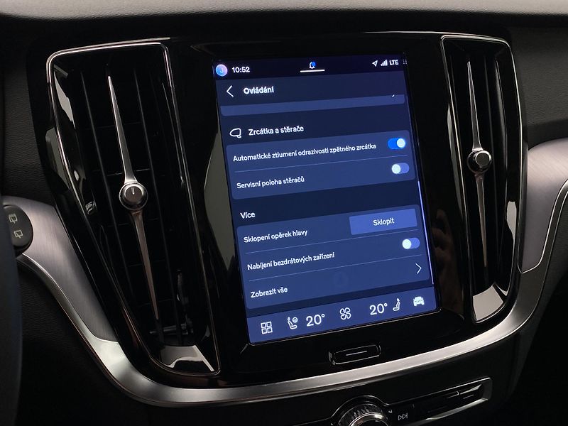 Volvo V60 CC B4 AWD CORE AUT CZ - fotka 47 z 54