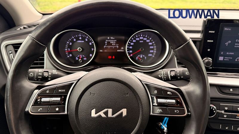 Kia Ceed 1.5 T-GDI SPIN - fotka 5 z 22