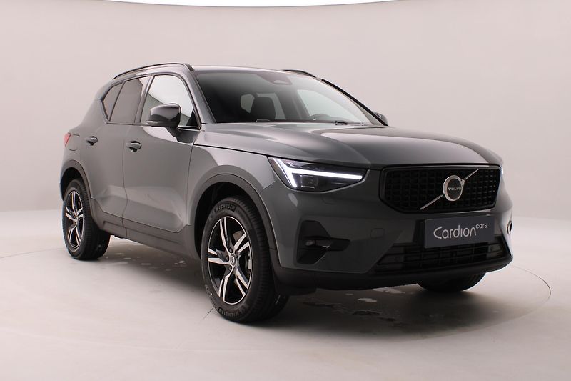 Volvo XC40 (2026) B4 AUT DARK PLUS - fotka 14 z 61