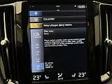 Volvo XC60 B4 AWD MOMENTUM AUT - náhled 31