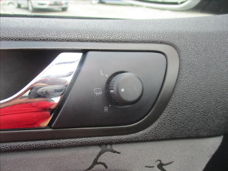 Škoda Fabia 1,4 i 16v, eleg.,klima,servis, - fotka 23 z 33