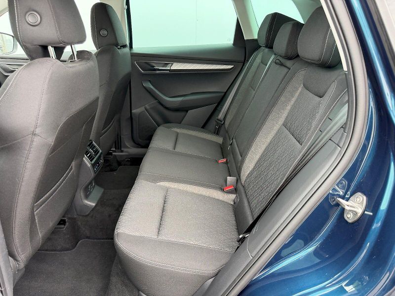 Škoda Karoq (2023) 1,5TSI 110kW DSG Style Plus - fotka 24 z 35