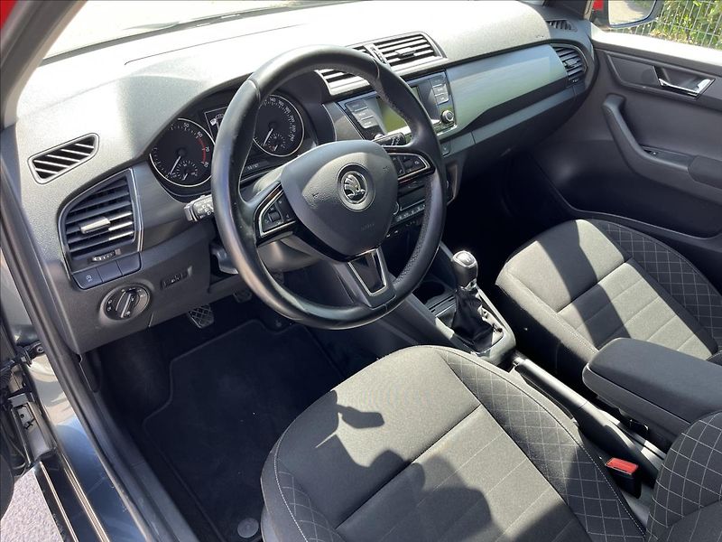 Škoda Fabia 1,2 TSi STYLE KLIMA ČR 1.M DPH - fotka 9 z 45