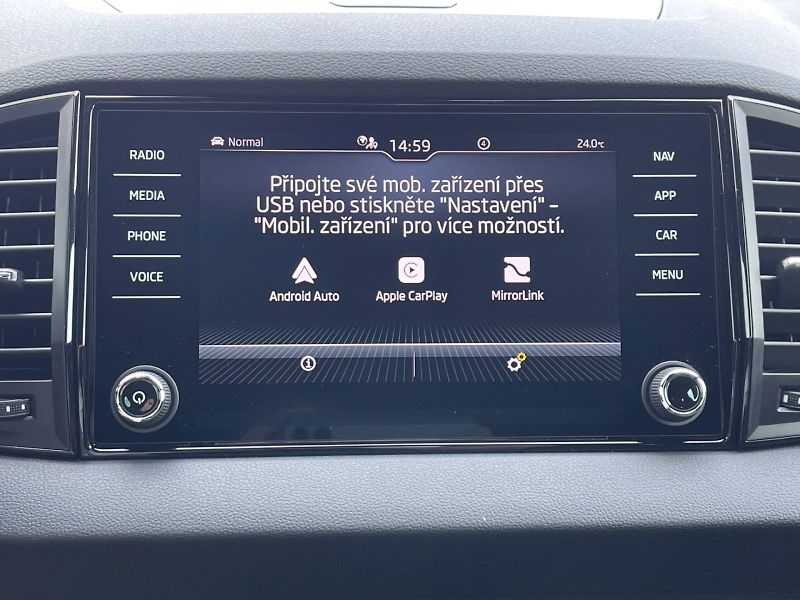 Škoda Karoq (2023) 1.5 TSI 110kW Sportline DSG - fotka 18 z 35