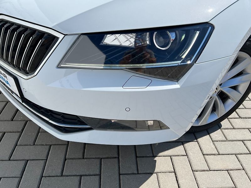 Škoda Superb (2015) 2.0TDi 110kW DSG! Style+! ČR! - fotka 9 z 40