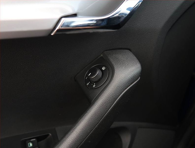Škoda Octavia (2017) 1.6 TDI, Tempomat - fotka 16 z 17