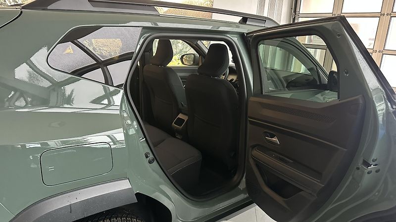 Dacia Duster (2026) Journey Hybrid-G 150 4x4 - fotka 19 z 30