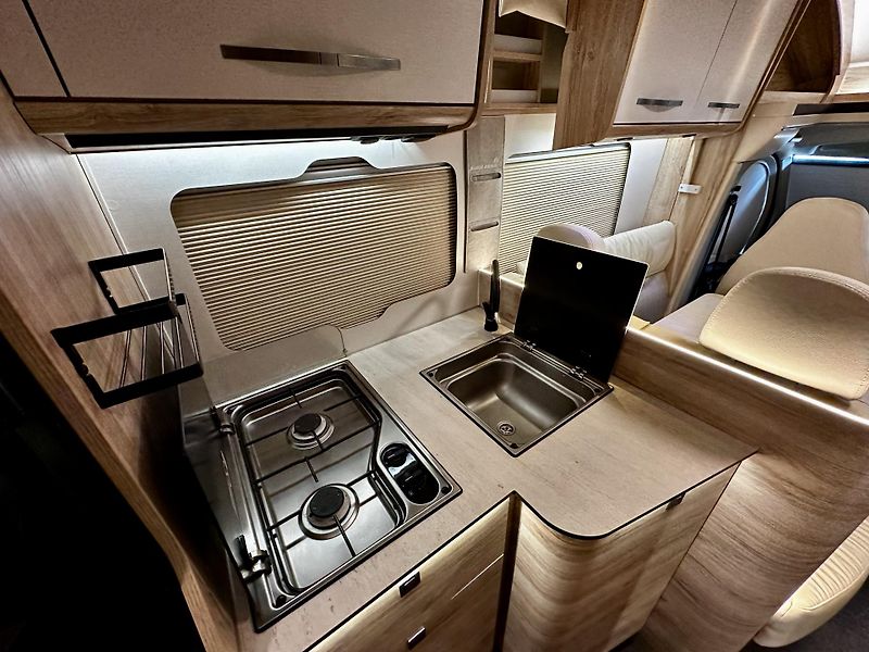Eura Mobil Ostatní RS 695 EB-DPH-KLIMA-1.MAJ-ČR- - fotka 15 z 27