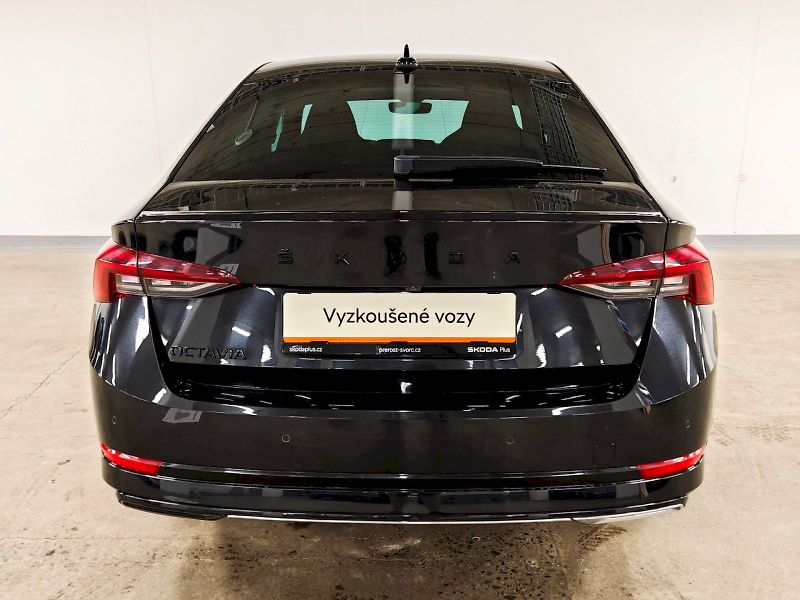 Škoda Octavia (2022) 2.0 TDI 110 kW DSG Sportline - fotka 28 z 31