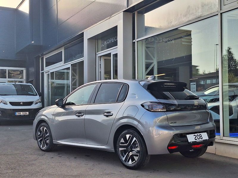 Peugeot 208 (2026) ALLURE 1.2 TURBO 100k MAN6 - fotka 4 z 18