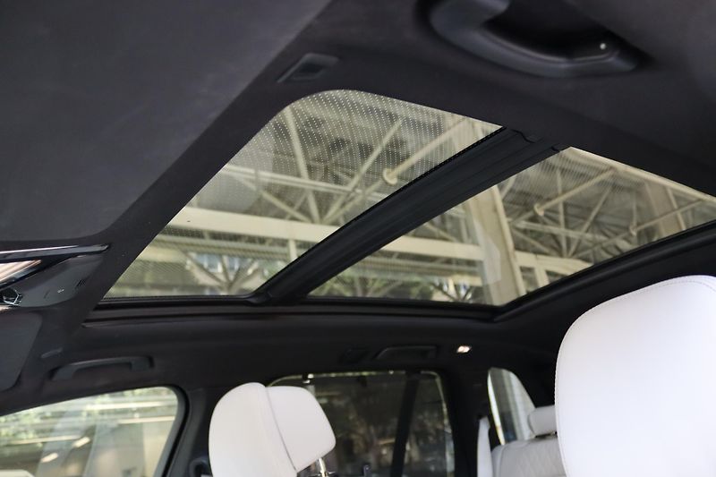BMW X5 M50D TOP VÝBAVA 294kW DPH - fotka 37 z 50