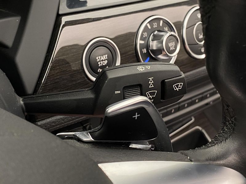 BMW Z4 sDrive 35i N54 AUT CZ 1. maj - fotka 22 z 56
