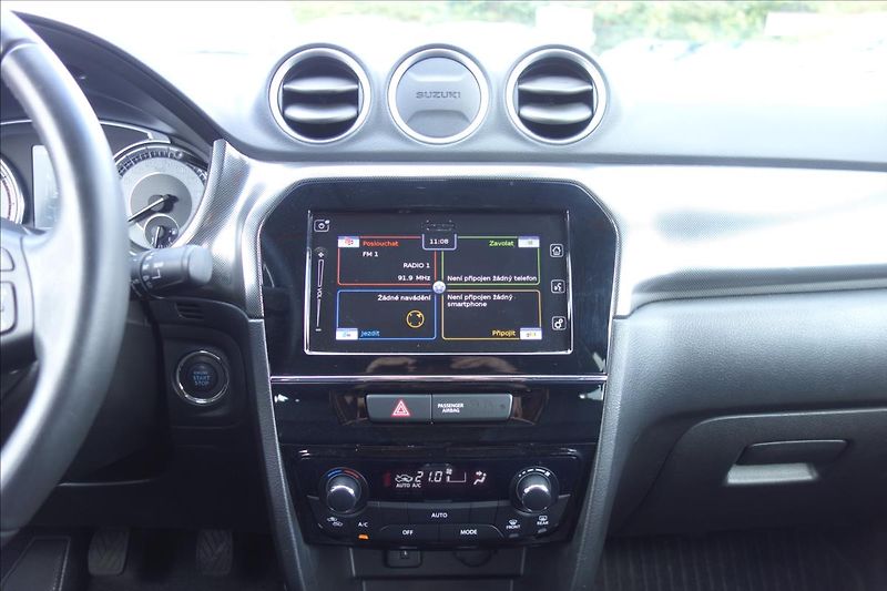 Suzuki Vitara 1,4 BJet,ČR,SERV.KN.,ELEGANCE. - fotka 21 z 40