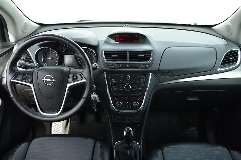 Opel Mokka 1.4T 103kW COSMO SERVIS KN. ČR - fotka 13 z 22