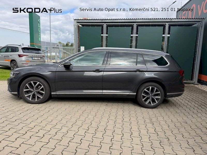 Volkswagen Passat (2023) VARIANT ELEGANCE 2.0TDI 110KW - fotka 3 z 23