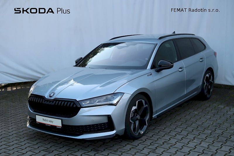 Škoda Superb (2025) Combi SportLine  2,0 TSi/150 k - fotka 1 z 33