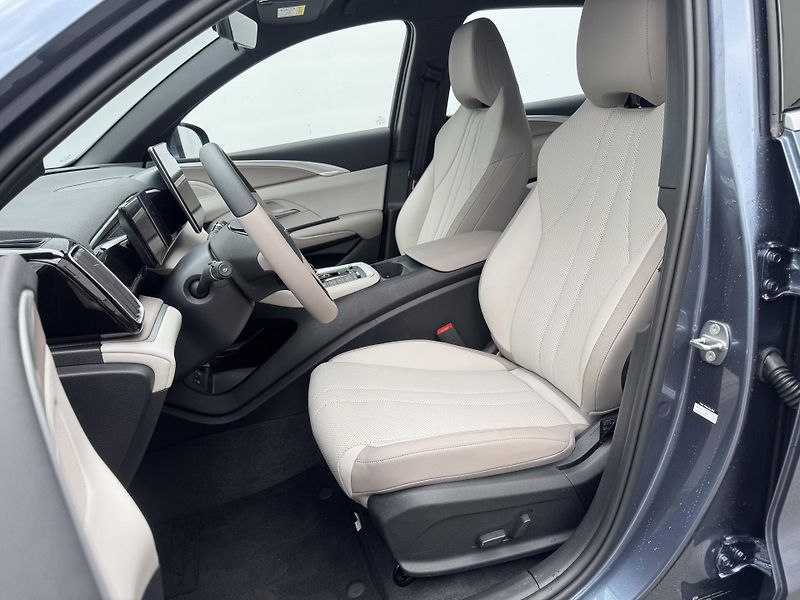 BYD Seal 5 DM-i (2026) Design 1,5 - fotka 7 z 30