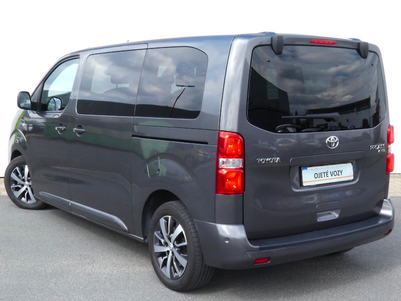 Toyota ProAce (2017) 2.0 D-4D 110KW 8-MÍST - fotka 13 z 30