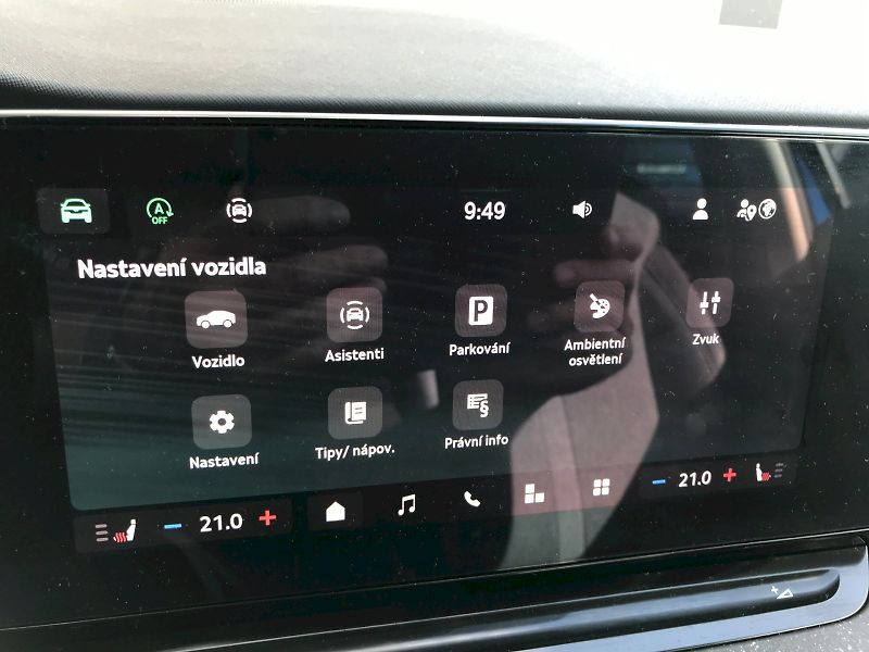 Škoda Octavia (2024) SELECTION TOP TD85/2.0 M6F - fotka 12 z 24