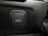 Ford Tourneo Custom 2,0 EcoBlue 125 kW Titanium L2 - náhled 32