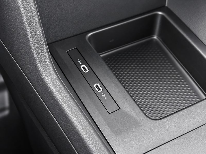 Volkswagen Caddy 2,0 TDI 75kW Life Klima Tažné - fotka 26 z 37