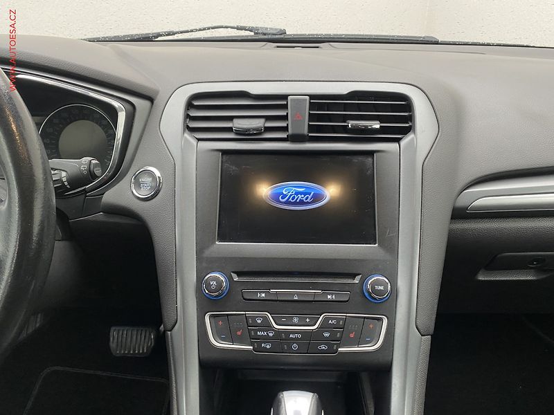 Ford Mondeo (2017) 2.0 TDCI, ČR, AT, navi, LED - fotka 12 z 17