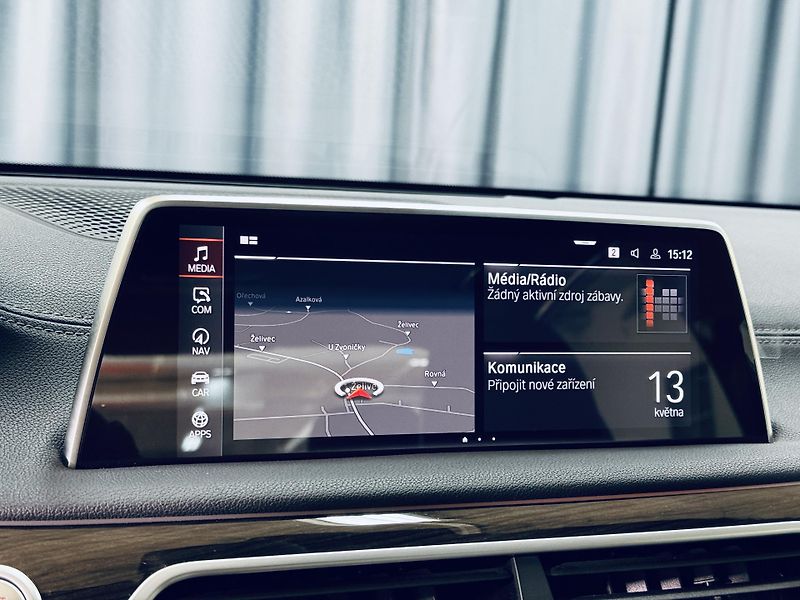 BMW Řada 7 (2020) 730xd*H&K*HUD*LASER* - fotka 24 z 44