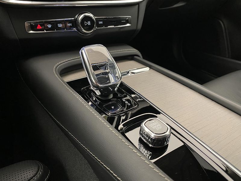 Volvo V90 CC B5 AWD BRIGHT PLUS AUT - fotka 27 z 63