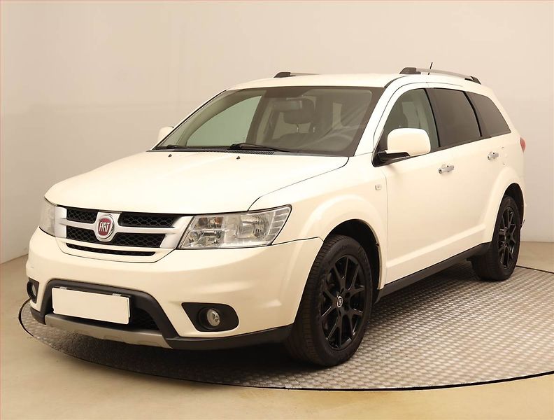Fiat Freemont (2015) 2.0 MultiJet, 4X4, Automat - fotka 2 z 21