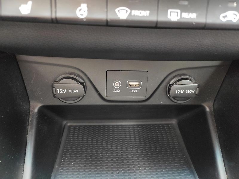 Hyundai Tucson (2019) 1.6 GDI 177k MAN6 TZ, zimáky - fotka 21 z 35