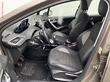 Peugeot 2008 (2016) 1.6 HDi, Allure, navi - náhled 9