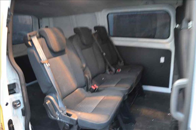 Ford Transit (2022) CUSTOM 2,0 D - fotka 14 z 16