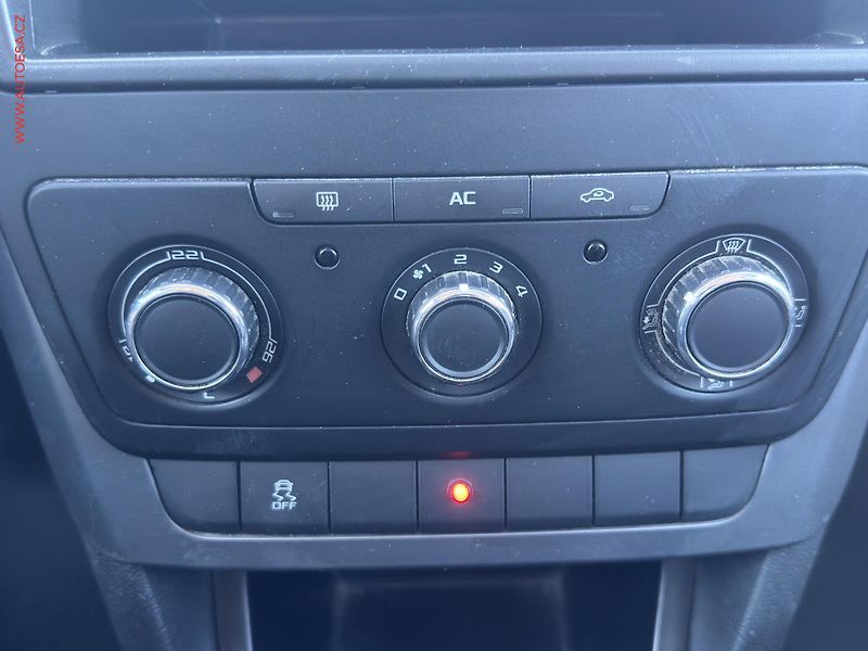 Škoda Yeti (2010) 1.2TSi, ČR, AC, el. výbava - fotka 13 z 15