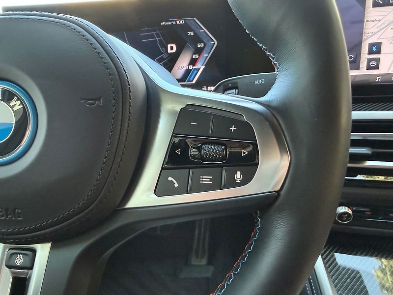 BMW Ostatní M50 HUD / H&K / Laser Light - fotka 31 z 43