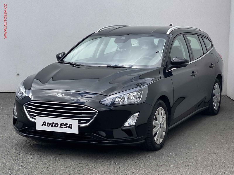 Ford Focus (2019) 1.5 EcoBlue, AC, tempo, navi - fotka 3 z 19