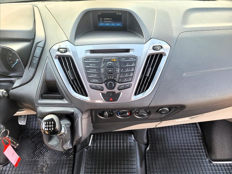 Ford Tourneo Custom 2,0 tdci,Titanium,8míst,klima - fotka 29 z 49