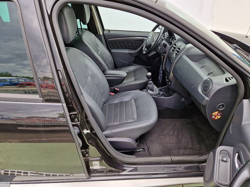 Dacia Duster Prestige  1.2 TCe - fotka 21 z 29