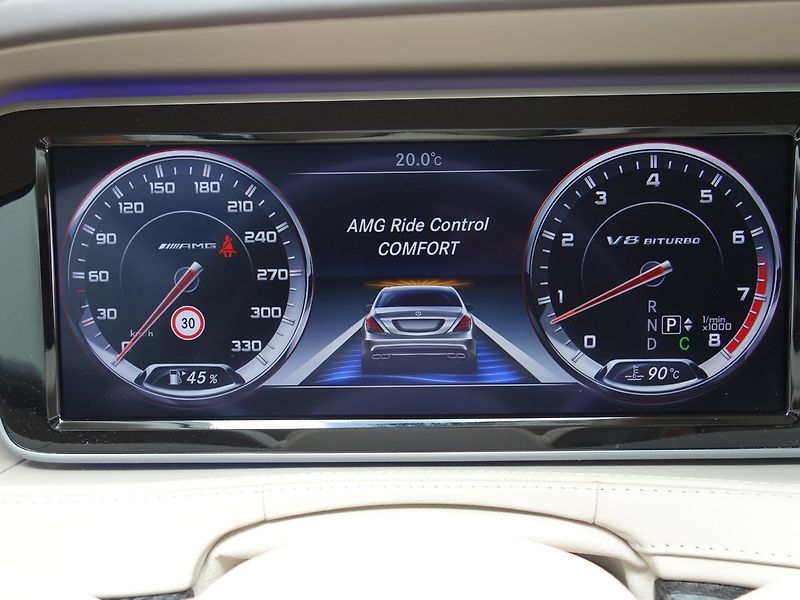 Mercedes-Benz Třídy S (2014) S63*AMG*25000KM!!*CARBON*TOP!! - fotka 38 z 50