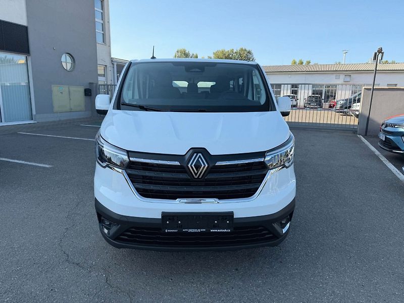 Renault Trafic (2026) L2 Equilibre Blue dCi 150 Comb - fotka 3 z 21