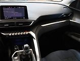 Peugeot 3008 (2018) 1.2 PureTech, Serv.kniha, Navi - náhled 8