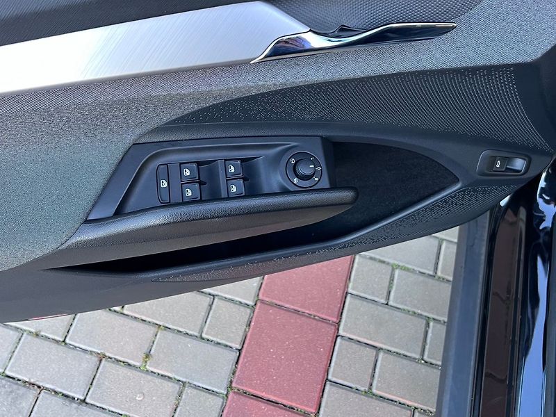 Škoda Enyaq iV 60 132 kW-TAŽNÉ-P.KAMERA - fotka 10 z 49