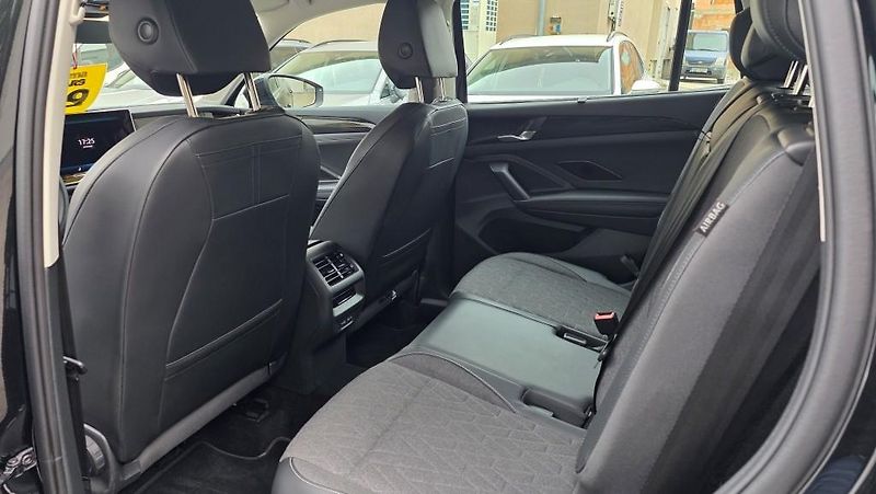 Volkswagen Tayron (2025) 1.5 eTSI 110kW DSG7 TZ záruka - fotka 10 z 37