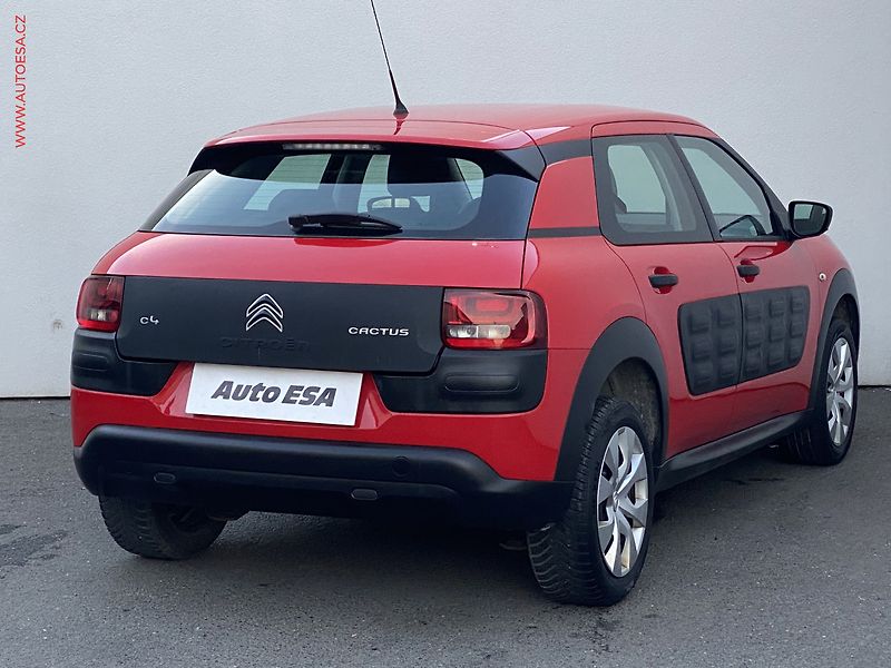 Citroën C4 Cactus (2017) 1.2 PT, Feel - fotka 4 z 14