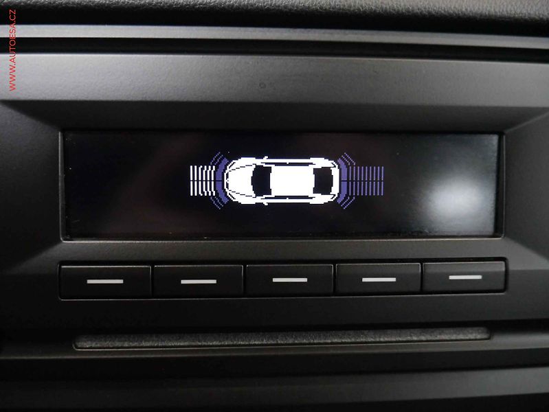 Škoda Octavia (2013) 2.0 TDi, 1.maj,ČR, servis - fotka 16 z 16