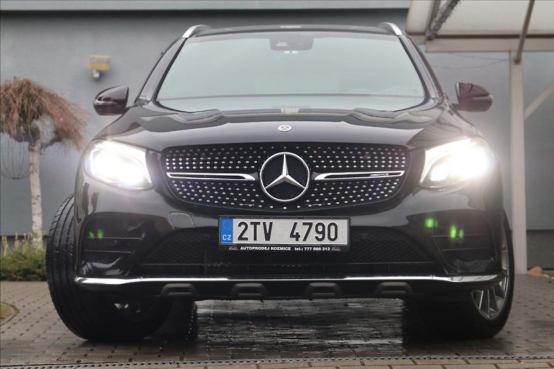Mercedes-Benz GLC 3,0 43 AMG, Automat, Tažné - fotka 7 z 61