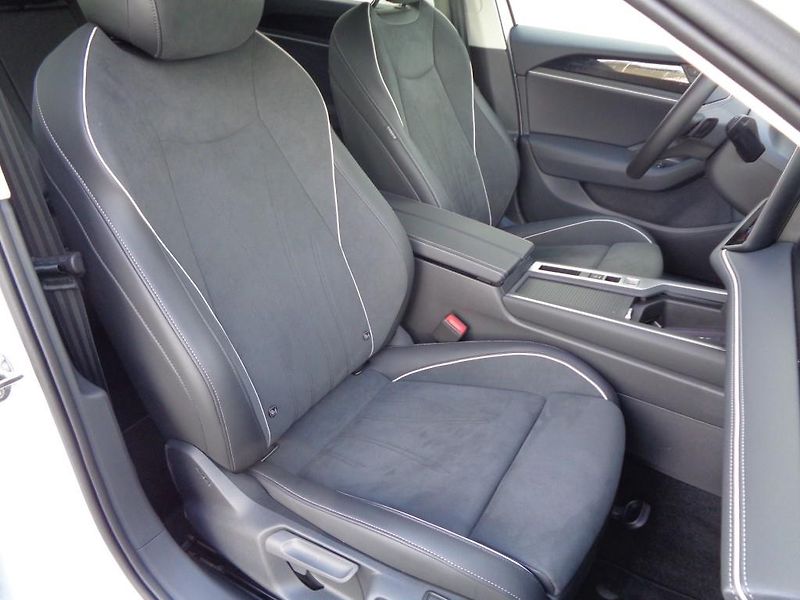 Volkswagen Passat 2.0 TDI DSG BUSINESS  110 KW - fotka 22 z 30
