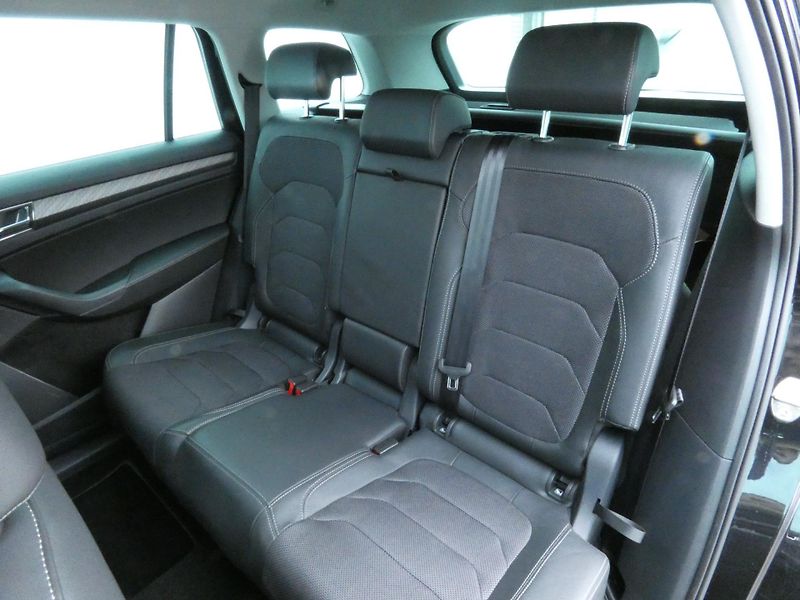 Škoda Kodiaq FL 4x4 Style 2.0 TDI /110kW  7 - fotka 22 z 30